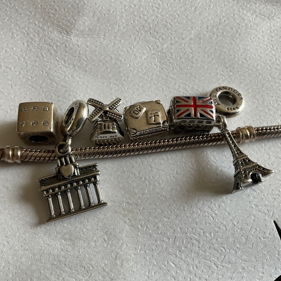 Pandora travel team bracelet and charms - Picture 1 of 2